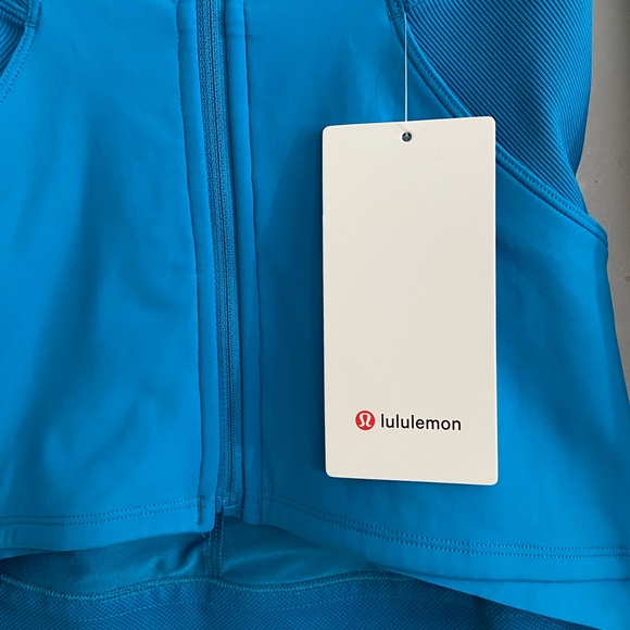 Lululemon jacket size 2 - Picture 6 of 14